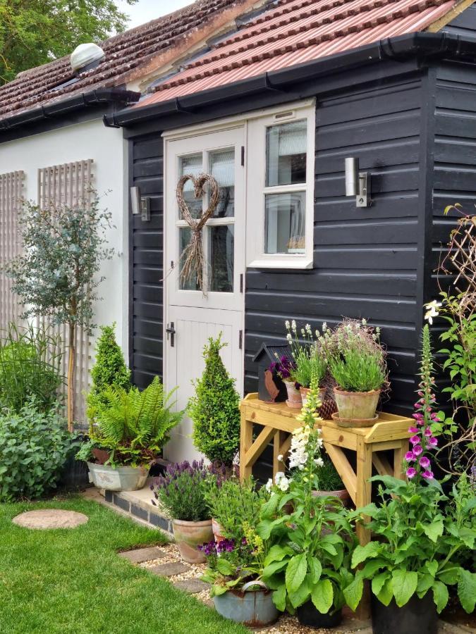 Owl Lodge Newport Pagnell Eksteriør billede